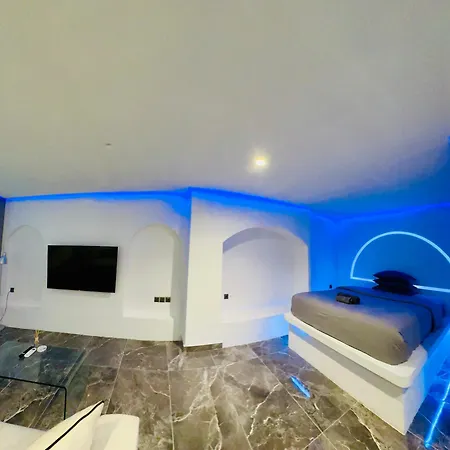 Thessvibestudios * סלוניקי